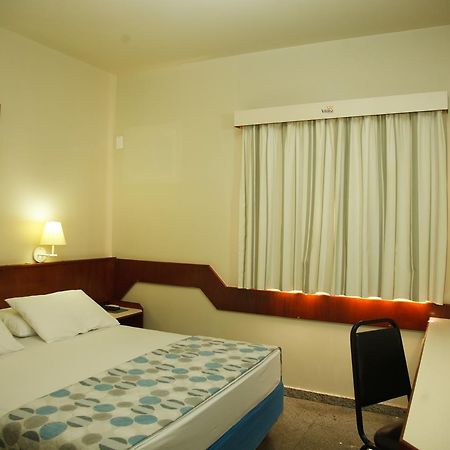 Villalba Hotel อูเบร์ลังเจีย ภายนอก รูปภาพ