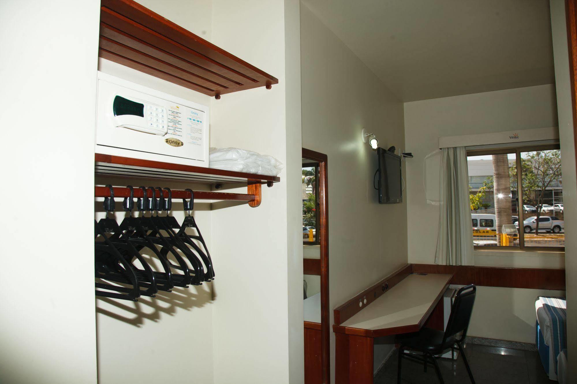 Villalba Hotel อูเบร์ลังเจีย ภายนอก รูปภาพ
