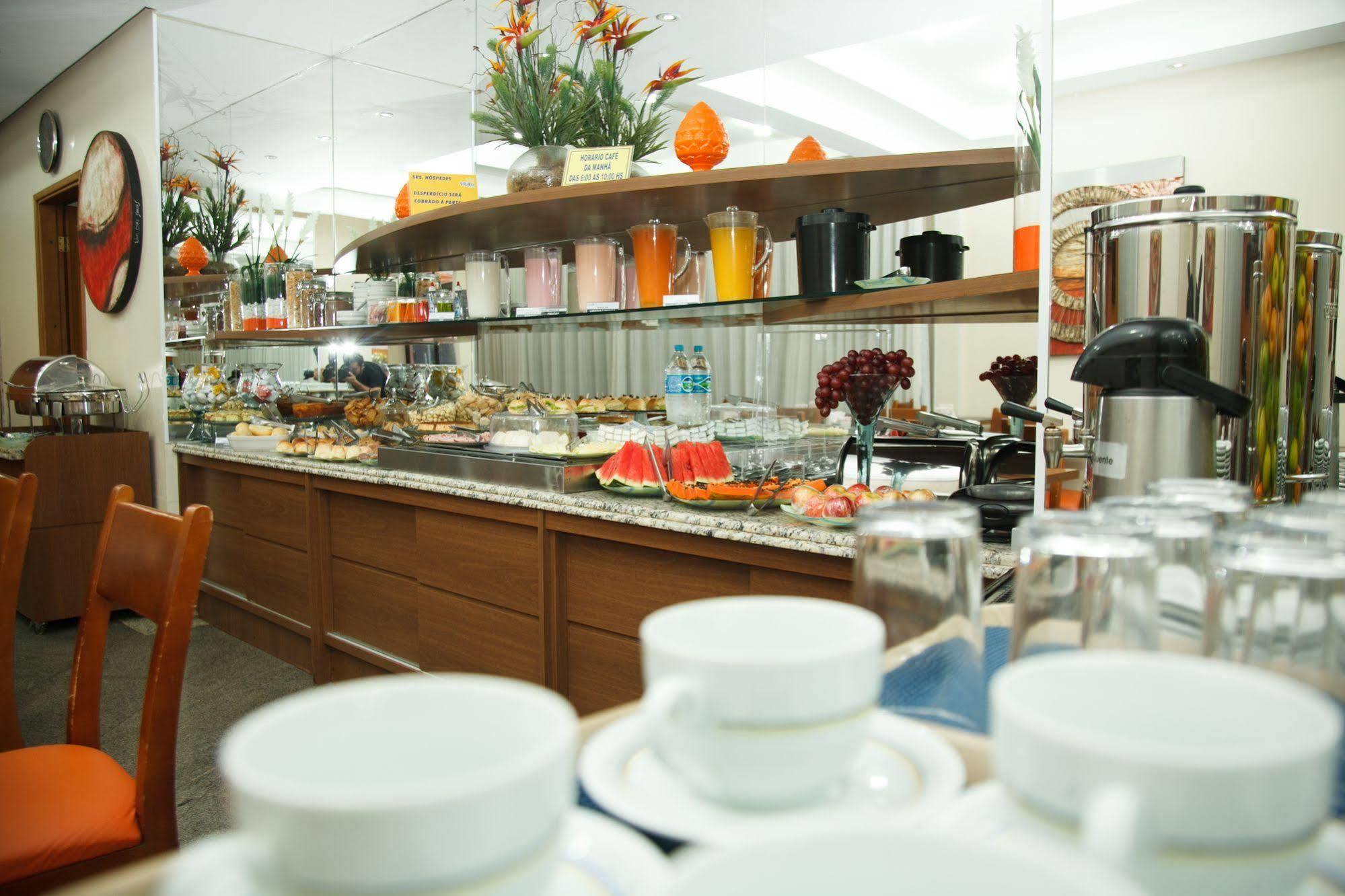 Villalba Hotel อูเบร์ลังเจีย ภายนอก รูปภาพ