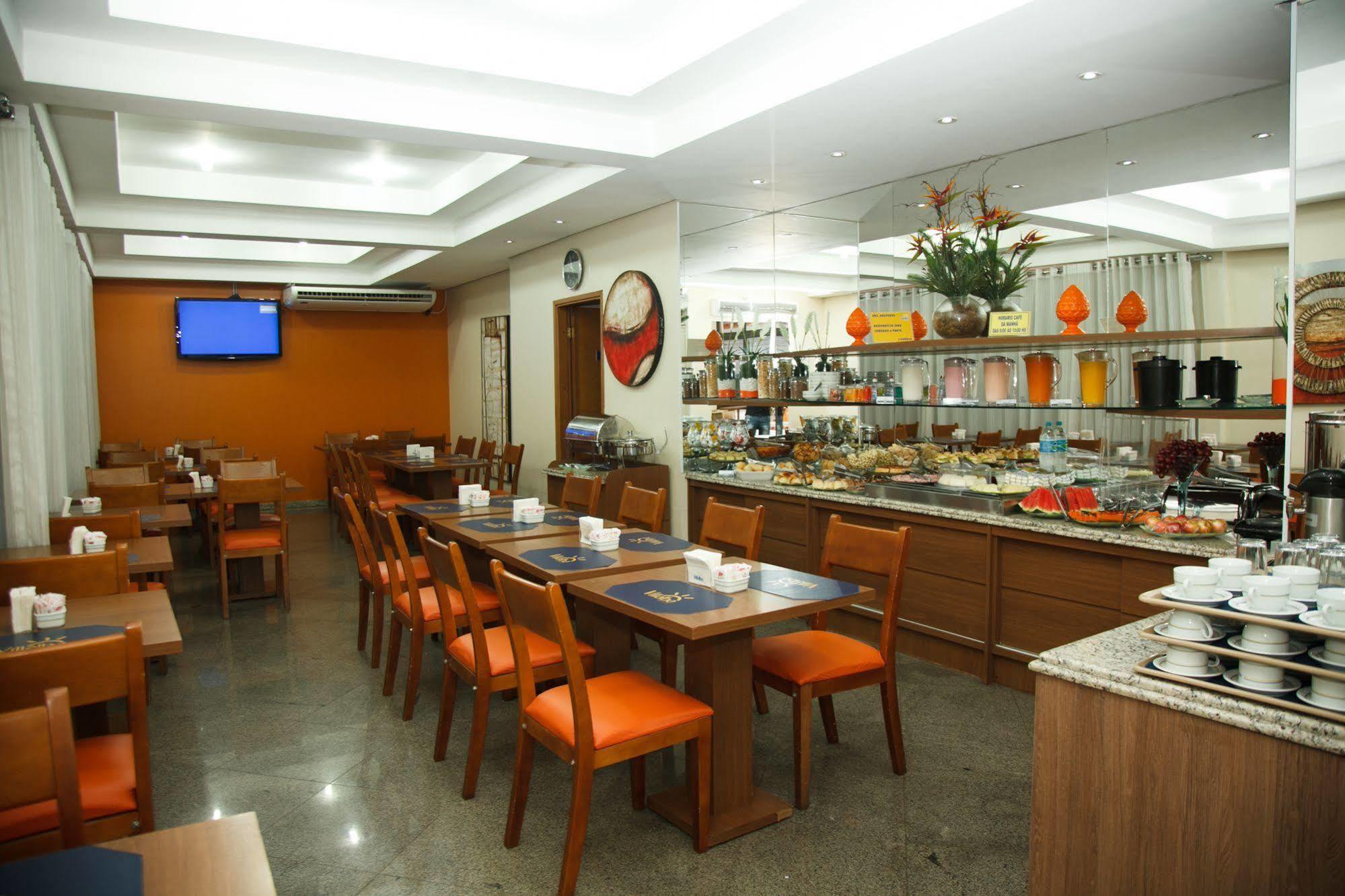 Villalba Hotel อูเบร์ลังเจีย ภายนอก รูปภาพ